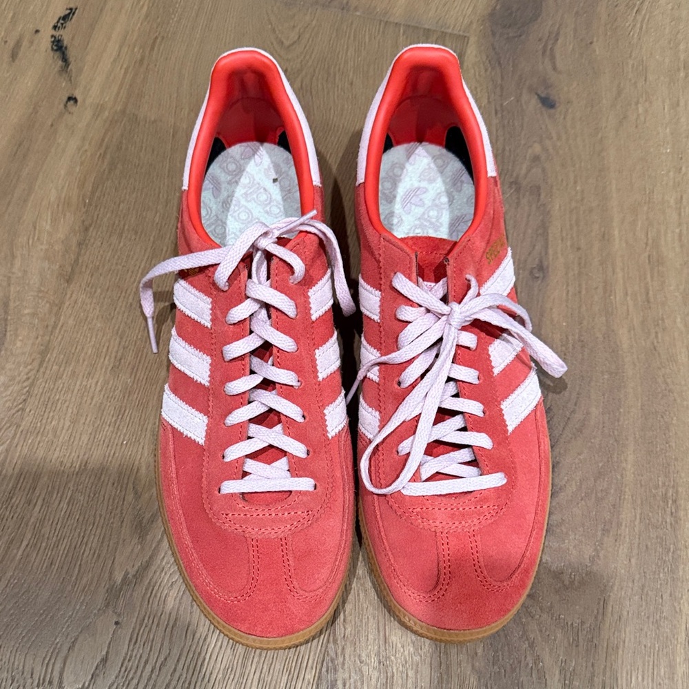 adidas Women's Red and White Gazelle-Style Sneakers